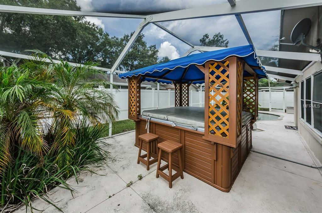 105 WOODBURN COURT, SAFETY HARBOR, Florida 34695, 4 Bedrooms Bedrooms, 9 Rooms Rooms,2 BathroomsBathrooms,Residential,For sale,WOODBURN,U7830761