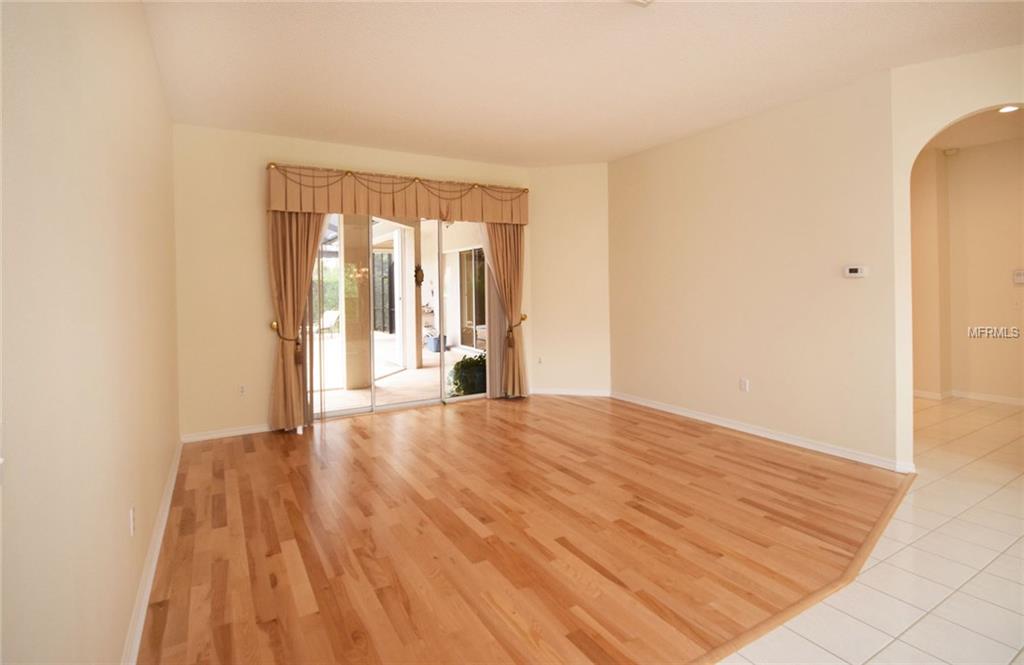 9520 HAWKSMOOR LANE, SARASOTA, Florida 34238, 4 Bedrooms Bedrooms, 7 Rooms Rooms,3 BathroomsBathrooms,Residential,For sale,HAWKSMOOR,A4197662