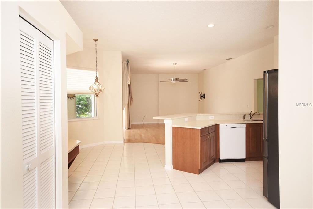 9520 HAWKSMOOR LANE, SARASOTA, Florida 34238, 4 Bedrooms Bedrooms, 7 Rooms Rooms,3 BathroomsBathrooms,Residential,For sale,HAWKSMOOR,A4197662