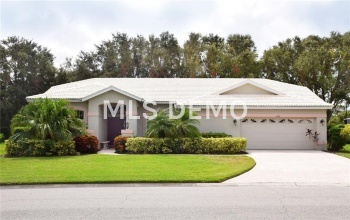 9520 HAWKSMOOR LANE, SARASOTA, Florida 34238, 4 Bedrooms Bedrooms, 7 Rooms Rooms,3 BathroomsBathrooms,Residential,For sale,HAWKSMOOR,A4197662