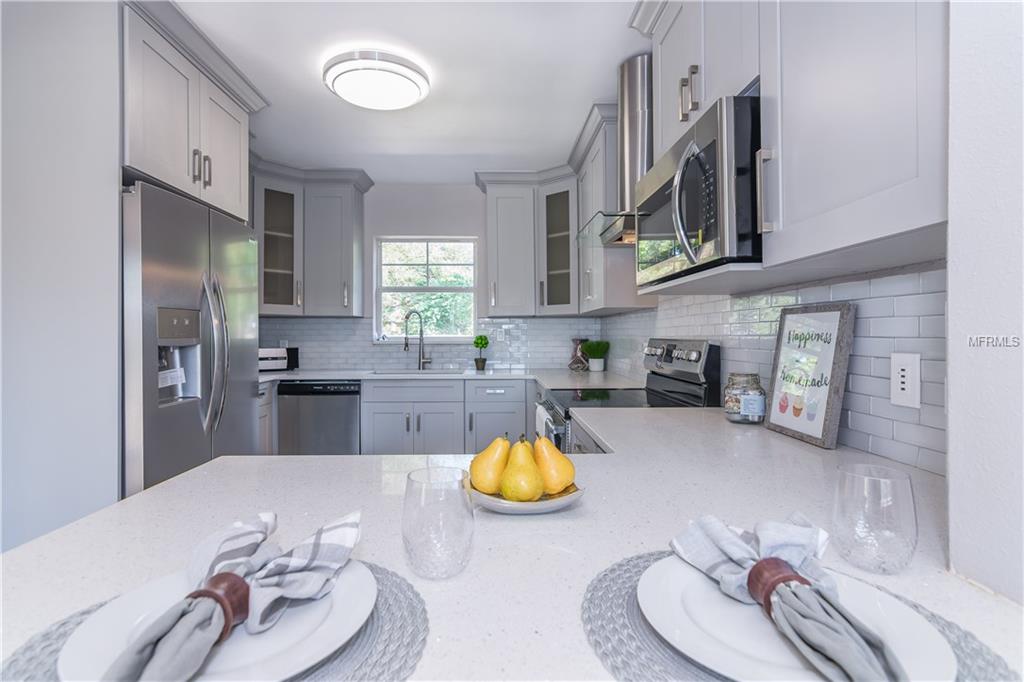 2621 ILLINOIS STREET, ORLANDO, Florida 32803, 2 Bedrooms Bedrooms, 5 Rooms Rooms,2 BathroomsBathrooms,Residential,For sale,ILLINOIS,S4853512