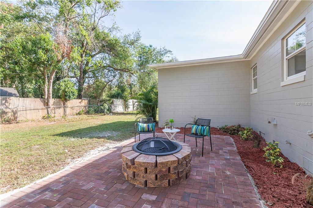 2621 ILLINOIS STREET, ORLANDO, Florida 32803, 2 Bedrooms Bedrooms, 5 Rooms Rooms,2 BathroomsBathrooms,Residential,For sale,ILLINOIS,S4853512