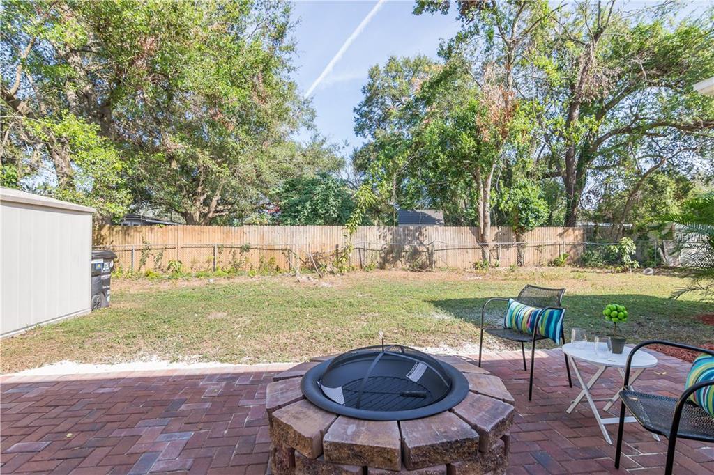 2621 ILLINOIS STREET, ORLANDO, Florida 32803, 2 Bedrooms Bedrooms, 5 Rooms Rooms,2 BathroomsBathrooms,Residential,For sale,ILLINOIS,S4853512