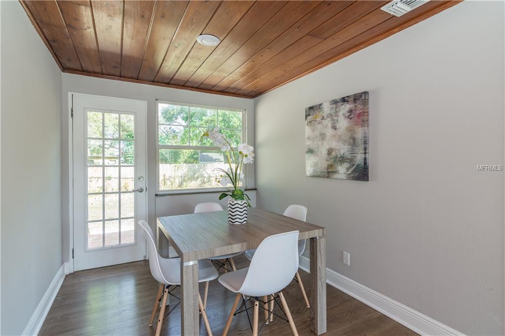 2621 ILLINOIS STREET, ORLANDO, Florida 32803, 2 Bedrooms Bedrooms, 5 Rooms Rooms,2 BathroomsBathrooms,Residential,For sale,ILLINOIS,S4853512