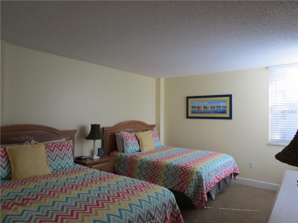 5916 MIDNIGHT PASS ROAD, SARASOTA, Florida 34242, 2 Bedrooms Bedrooms, 5 Rooms Rooms,2 BathroomsBathrooms,Residential,For sale,MIDNIGHT PASS,A4202599