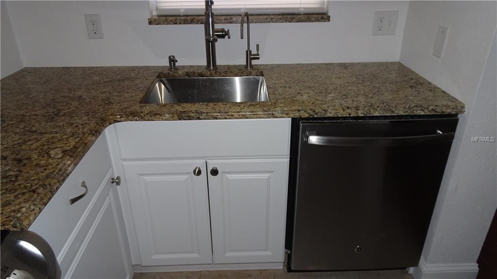 5840 30TH AVENUE S, GULFPORT, Florida 33707, 1 Bedroom Bedrooms, 5 Rooms Rooms,1 BathroomBathrooms,Residential,For sale,30TH,U7844904