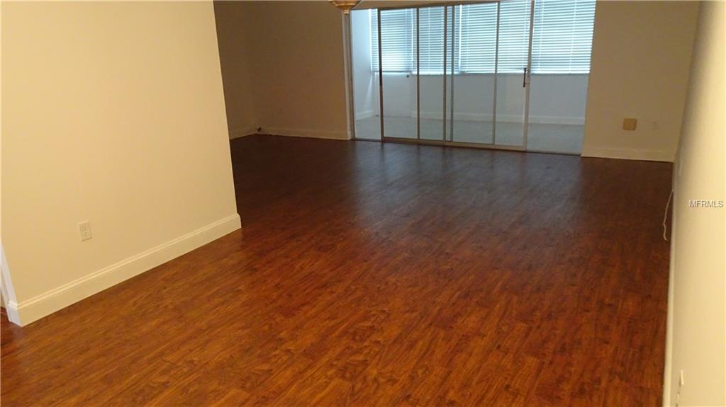 5840 30TH AVENUE S, GULFPORT, Florida 33707, 1 Bedroom Bedrooms, 5 Rooms Rooms,1 BathroomBathrooms,Residential,For sale,30TH,U7844904