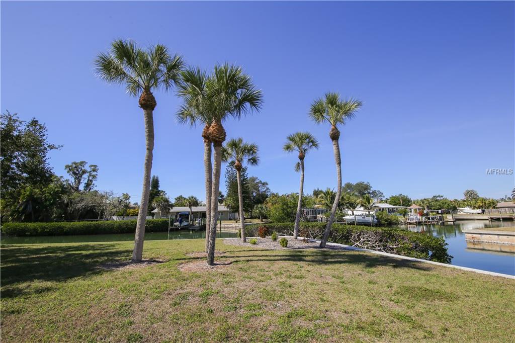 105 CLIPPER WAY, NOKOMIS, Florida 34275, 2 Bedrooms Bedrooms, 7 Rooms Rooms,2 BathroomsBathrooms,Residential,For sale,CLIPPER,N5916080