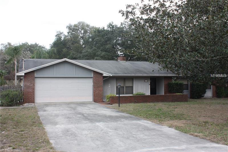 693 YALE ROAD, DELAND, Florida 32724, 3 Bedrooms Bedrooms, 5 Rooms Rooms,2 BathroomsBathrooms,Residential,For sale,YALE,V4722853