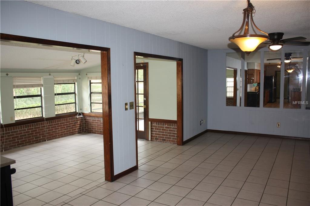 693 YALE ROAD, DELAND, Florida 32724, 3 Bedrooms Bedrooms, 5 Rooms Rooms,2 BathroomsBathrooms,Residential,For sale,YALE,V4722853