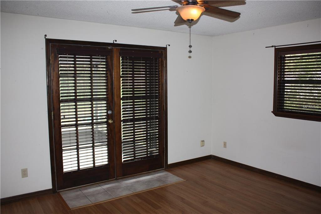 693 YALE ROAD, DELAND, Florida 32724, 3 Bedrooms Bedrooms, 5 Rooms Rooms,2 BathroomsBathrooms,Residential,For sale,YALE,V4722853