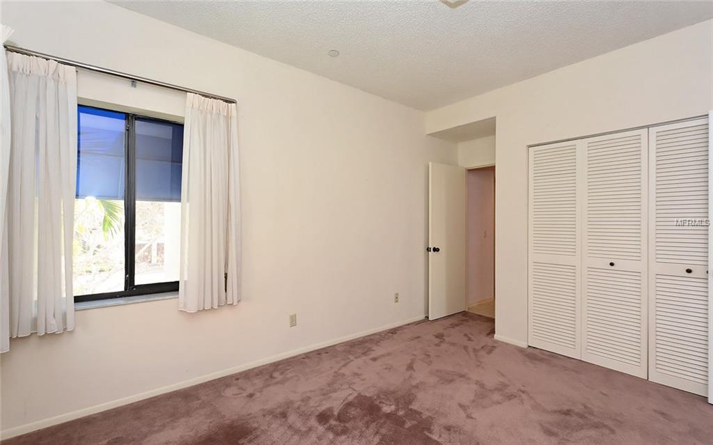 2004 HARBOURSIDE DRIVE, LONGBOAT KEY, Florida 34228, 2 Bedrooms Bedrooms, 7 Rooms Rooms,2 BathroomsBathrooms,Residential,For sale,HARBOURSIDE,A4209791