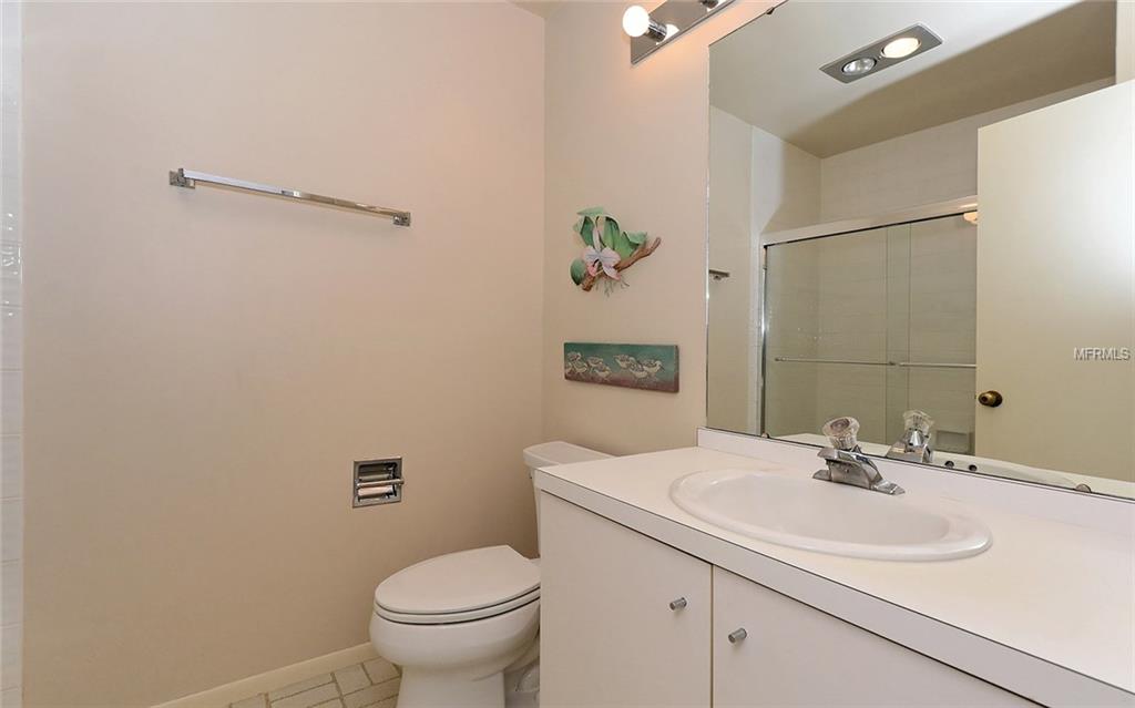 2004 HARBOURSIDE DRIVE, LONGBOAT KEY, Florida 34228, 2 Bedrooms Bedrooms, 7 Rooms Rooms,2 BathroomsBathrooms,Residential,For sale,HARBOURSIDE,A4209791
