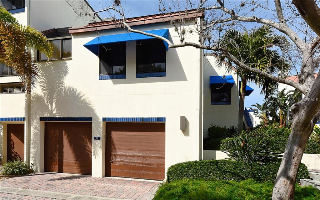 2004 HARBOURSIDE DRIVE, LONGBOAT KEY, Florida 34228, 2 Bedrooms Bedrooms, 7 Rooms Rooms,2 BathroomsBathrooms,Residential,For sale,HARBOURSIDE,A4209791