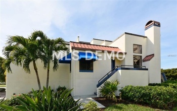 2004 HARBOURSIDE DRIVE, LONGBOAT KEY, Florida 34228, 2 Bedrooms Bedrooms, 7 Rooms Rooms,2 BathroomsBathrooms,Residential,For sale,HARBOURSIDE,A4209791