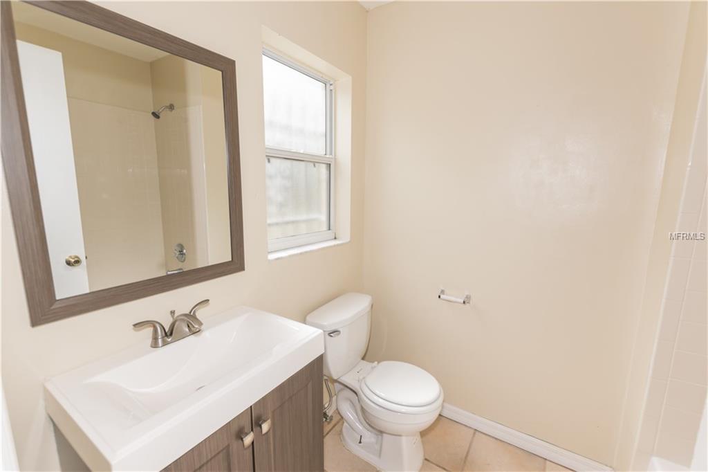 6 W 16TH STREET, APOPKA, Florida 32703, 3 Bedrooms Bedrooms, 3 Rooms Rooms,2 BathroomsBathrooms,Residential,For sale,16TH,T2928247