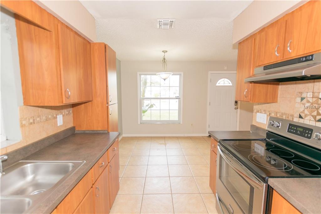 6 W 16TH STREET, APOPKA, Florida 32703, 3 Bedrooms Bedrooms, 3 Rooms Rooms,2 BathroomsBathrooms,Residential,For sale,16TH,T2928247