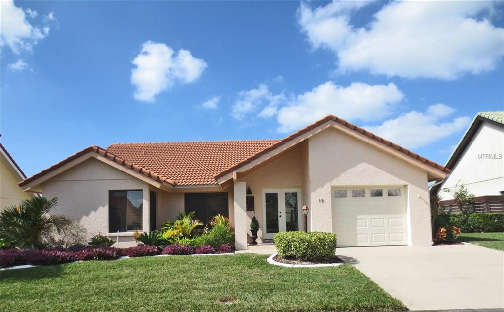 19 INLETS BOULEVARD, NOKOMIS, Florida 34275, 3 Bedrooms Bedrooms, 7 Rooms Rooms,2 BathroomsBathrooms,Residential,For sale,INLETS,N5916400