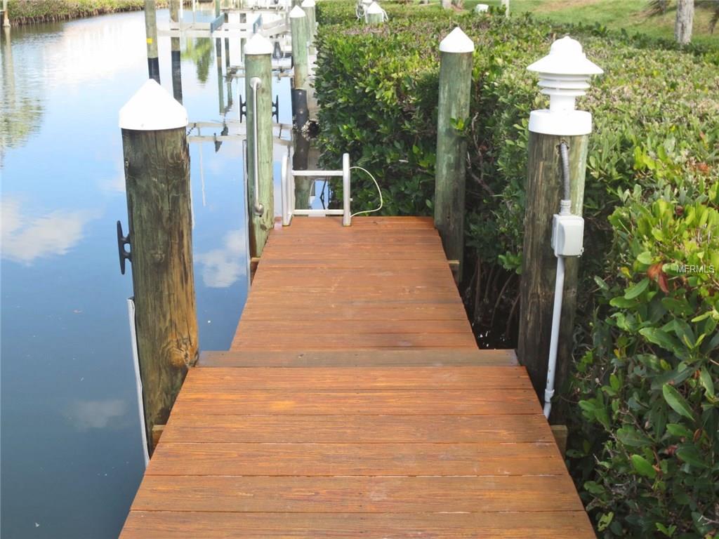 19 INLETS BOULEVARD, NOKOMIS, Florida 34275, 3 Bedrooms Bedrooms, 7 Rooms Rooms,2 BathroomsBathrooms,Residential,For sale,INLETS,N5916400