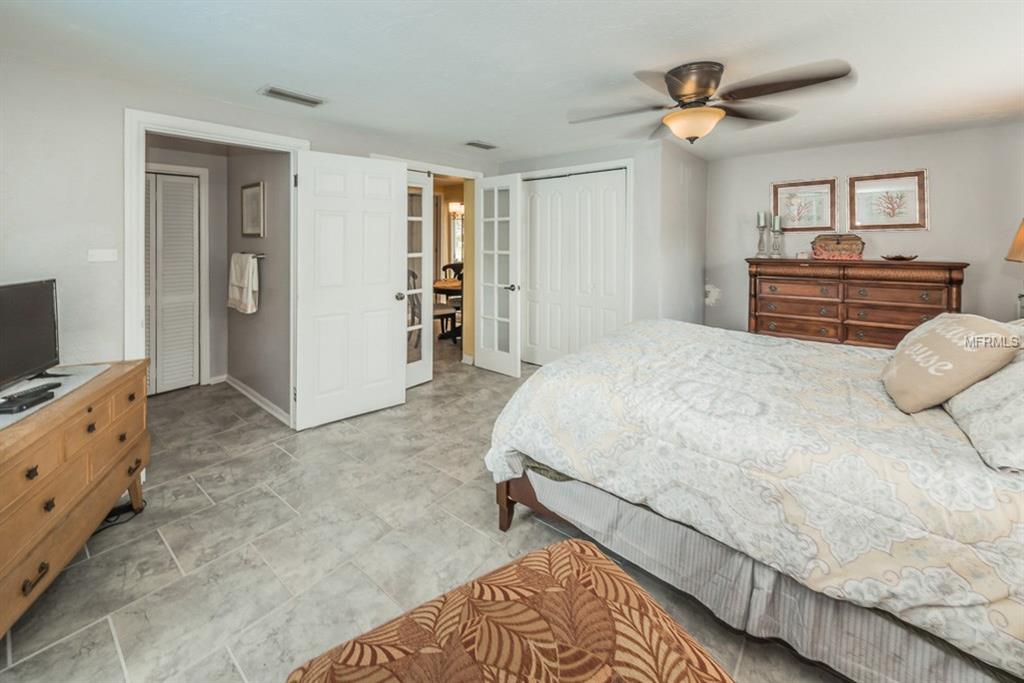 6026 12TH WAY N, ST PETERSBURG, Florida 33703, 3 Bedrooms Bedrooms, 5 Rooms Rooms,2 BathroomsBathrooms,Residential,For sale,12TH,U7847555