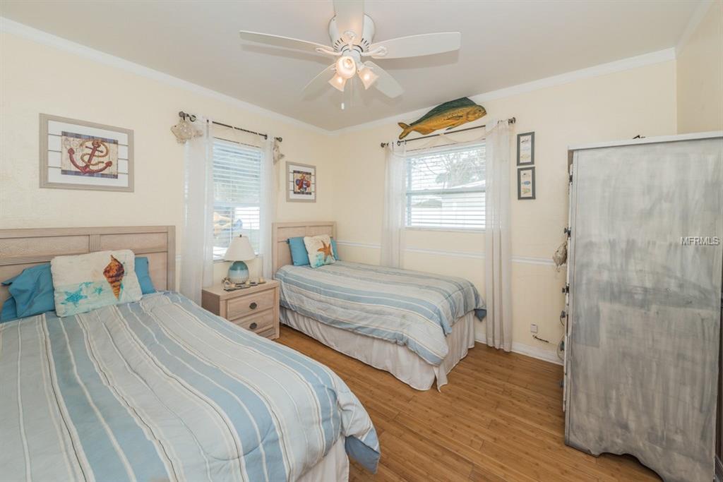 6026 12TH WAY N, ST PETERSBURG, Florida 33703, 3 Bedrooms Bedrooms, 5 Rooms Rooms,2 BathroomsBathrooms,Residential,For sale,12TH,U7847555