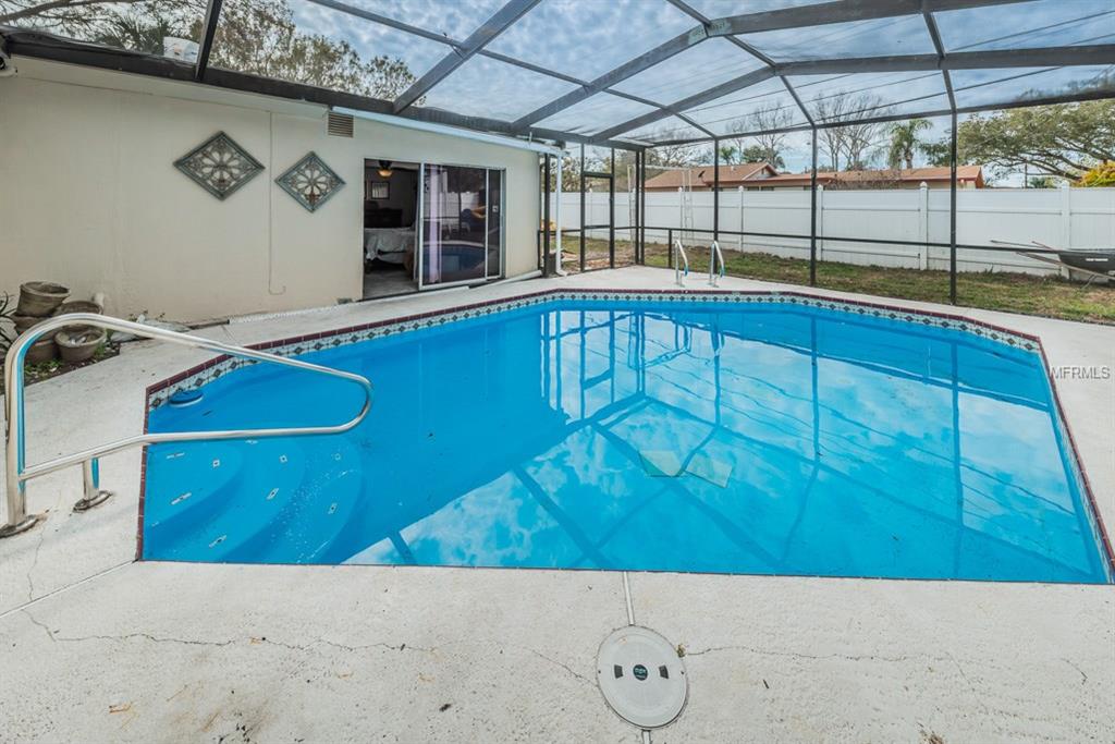 6026 12TH WAY N, ST PETERSBURG, Florida 33703, 3 Bedrooms Bedrooms, 5 Rooms Rooms,2 BathroomsBathrooms,Residential,For sale,12TH,U7847555