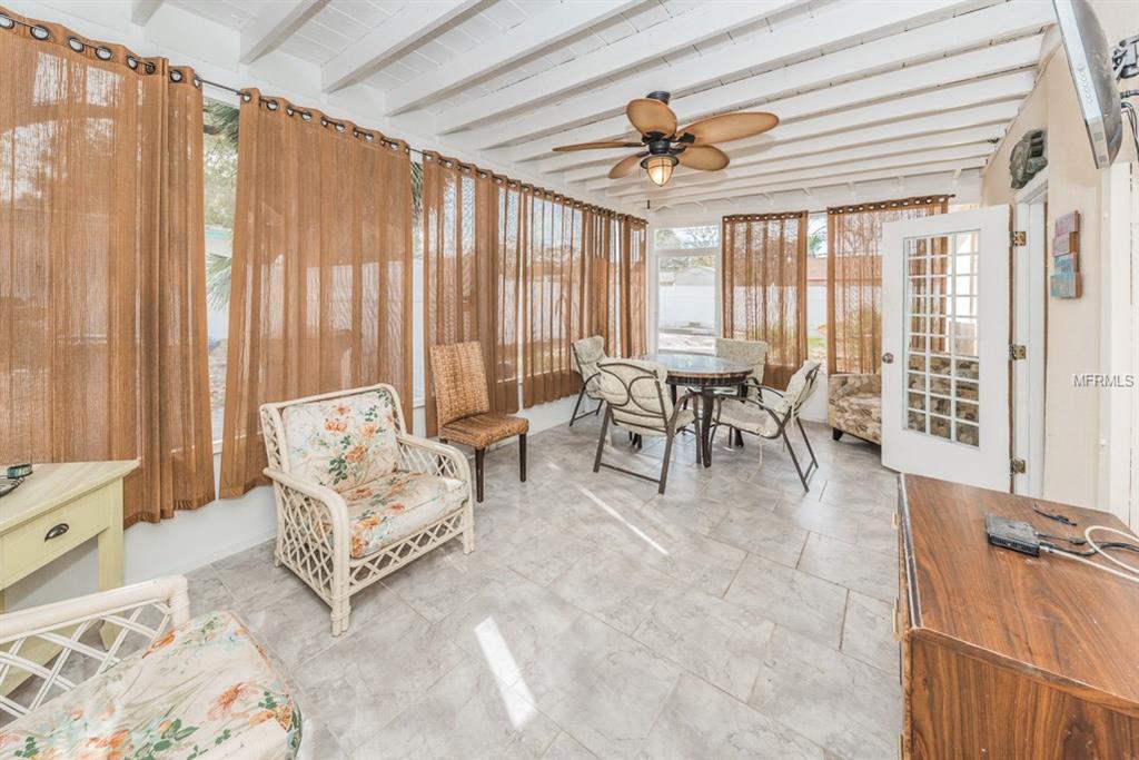 6026 12TH WAY N, ST PETERSBURG, Florida 33703, 3 Bedrooms Bedrooms, 5 Rooms Rooms,2 BathroomsBathrooms,Residential,For sale,12TH,U7847555