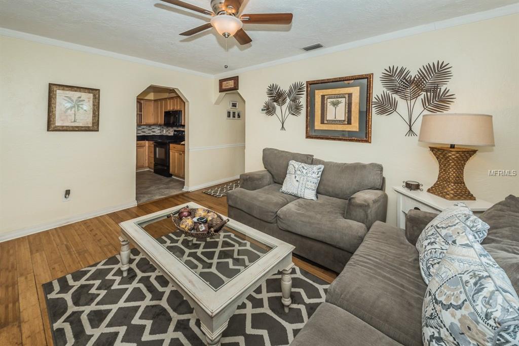 6026 12TH WAY N, ST PETERSBURG, Florida 33703, 3 Bedrooms Bedrooms, 5 Rooms Rooms,2 BathroomsBathrooms,Residential,For sale,12TH,U7847555