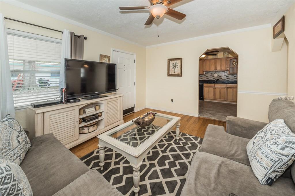 6026 12TH WAY N, ST PETERSBURG, Florida 33703, 3 Bedrooms Bedrooms, 5 Rooms Rooms,2 BathroomsBathrooms,Residential,For sale,12TH,U7847555