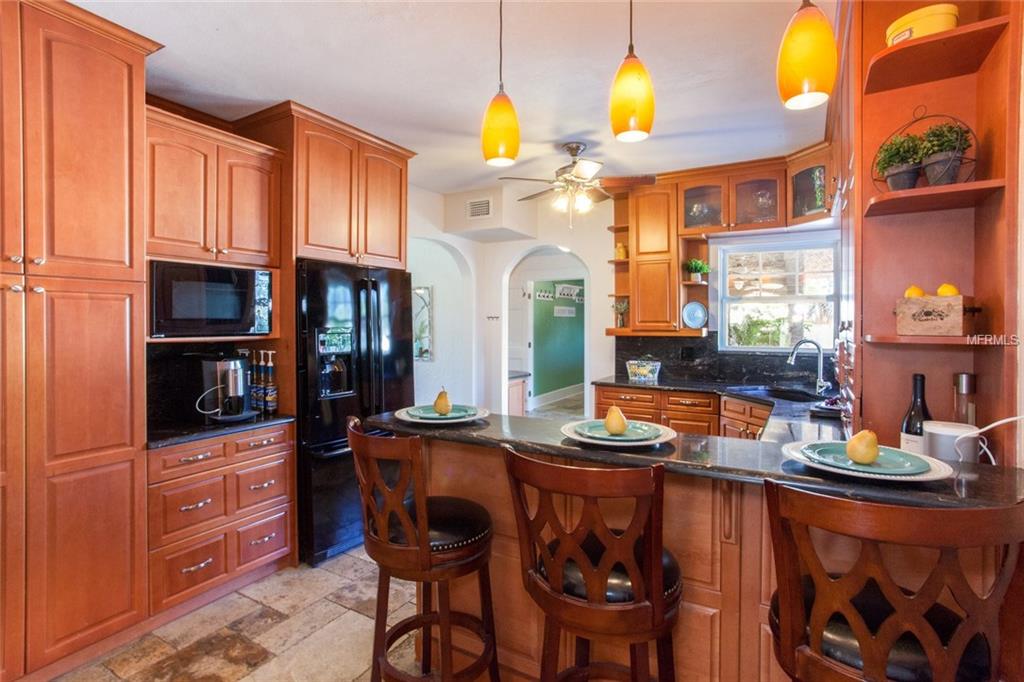 3701 ALABAMA AVENUE NE, ST PETERSBURG, Florida 33703, 5 Bedrooms Bedrooms, 12 Rooms Rooms,4 BathroomsBathrooms,Residential,For sale,ALABAMA,U7838149