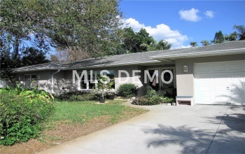 1041 PALM DRIVE, BELLEAIR BEACH, Florida 33786, 2 Bedrooms Bedrooms, 6 Rooms Rooms,2 BathroomsBathrooms,Residential,For sale,PALM,U7839683