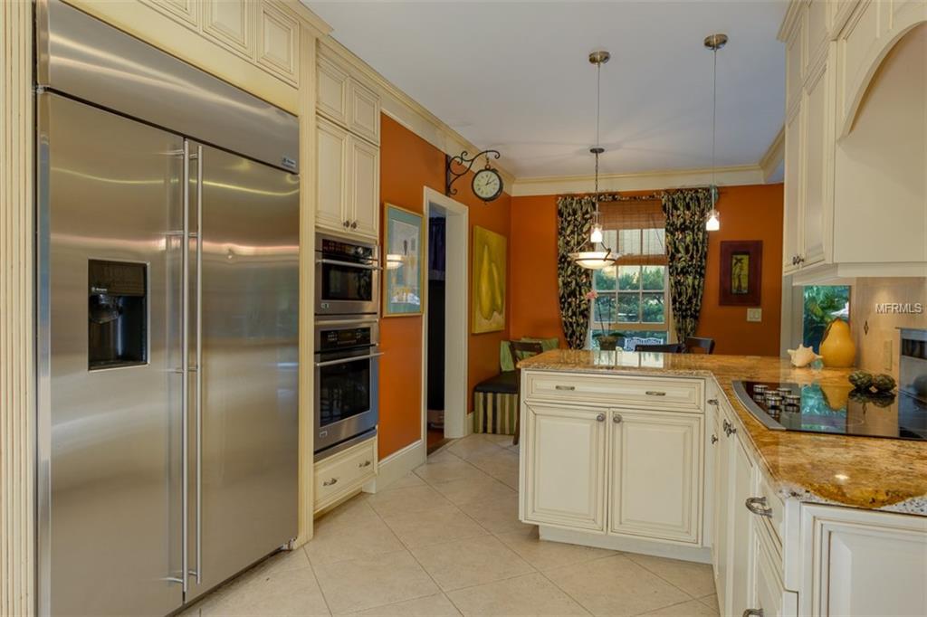 4804 W WOODMERE ROAD, TAMPA, Florida 33609, 4 Bedrooms Bedrooms, 9 Rooms Rooms,2 BathroomsBathrooms,Residential,For sale,WOODMERE,T2921087