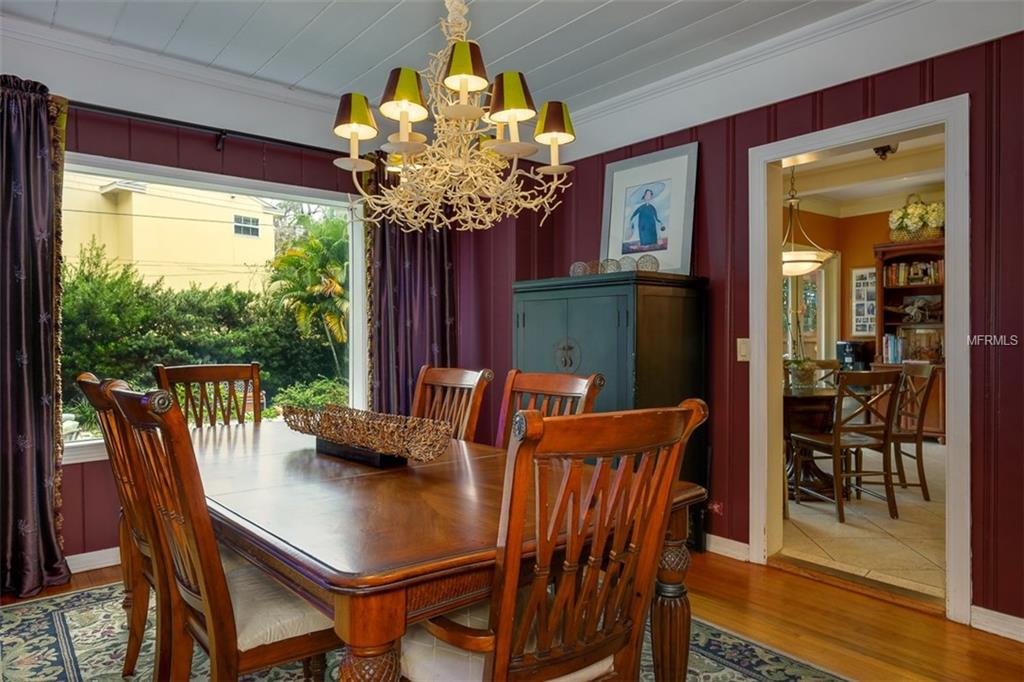 4804 W WOODMERE ROAD, TAMPA, Florida 33609, 4 Bedrooms Bedrooms, 9 Rooms Rooms,2 BathroomsBathrooms,Residential,For sale,WOODMERE,T2921087