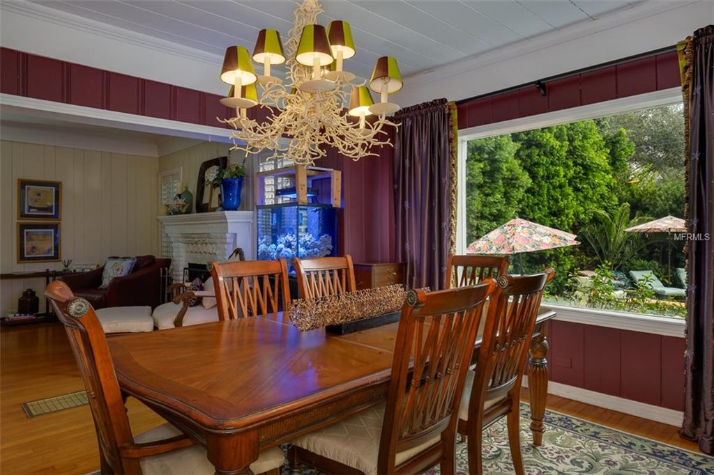 4804 W WOODMERE ROAD, TAMPA, Florida 33609, 4 Bedrooms Bedrooms, 9 Rooms Rooms,2 BathroomsBathrooms,Residential,For sale,WOODMERE,T2921087