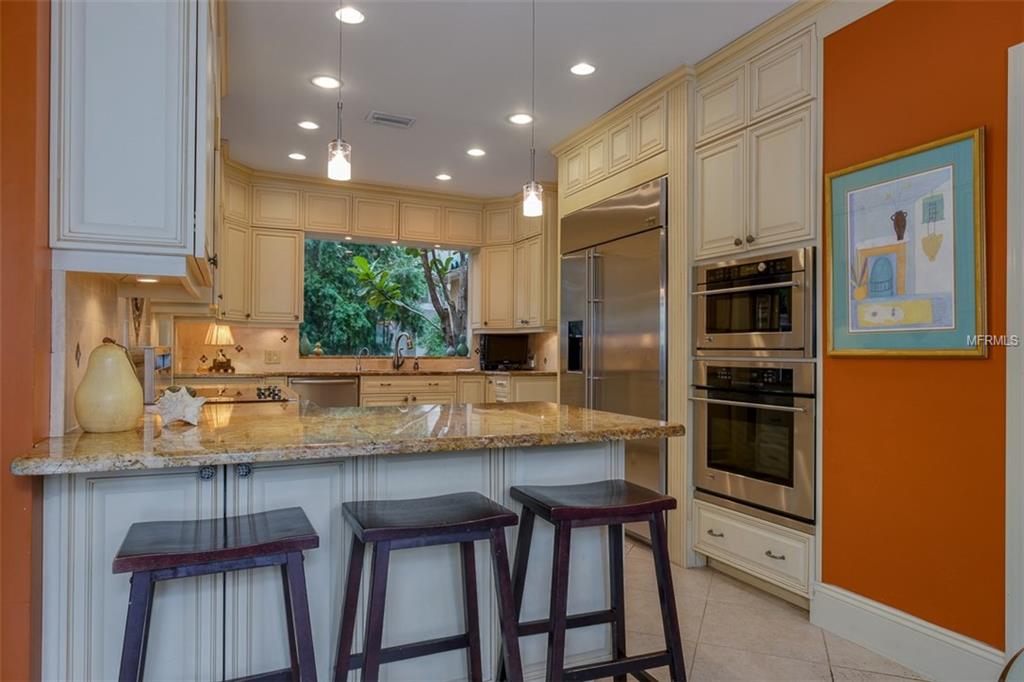 4804 W WOODMERE ROAD, TAMPA, Florida 33609, 4 Bedrooms Bedrooms, 9 Rooms Rooms,2 BathroomsBathrooms,Residential,For sale,WOODMERE,T2921087