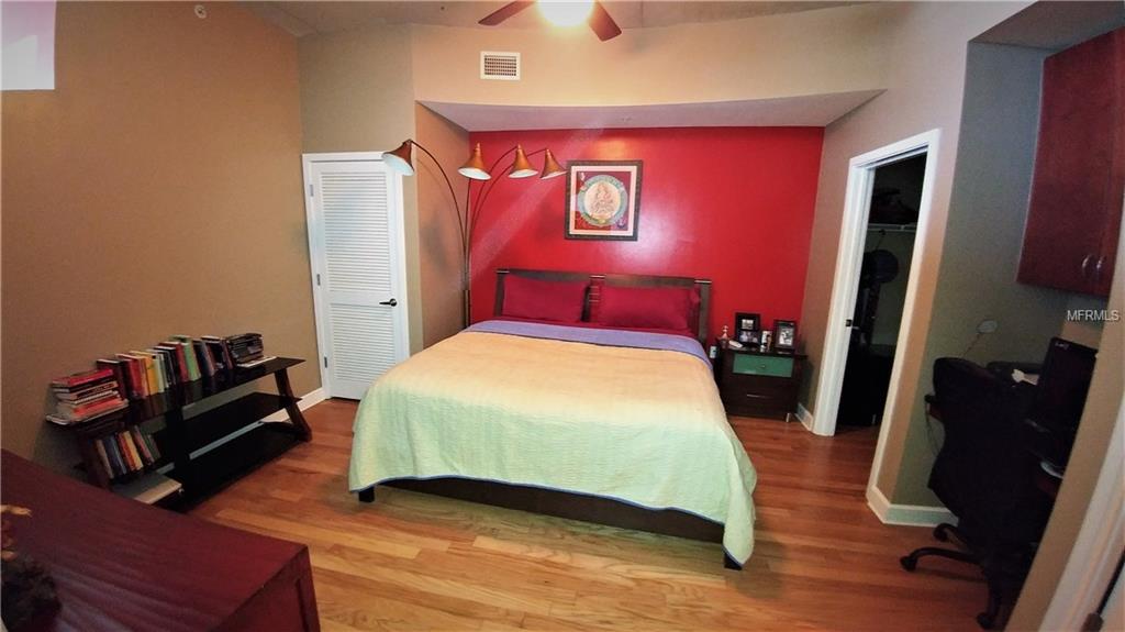 777 N ASHLEY DRIVE, TAMPA, Florida 33602, 1 Bedroom Bedrooms, 3 Rooms Rooms,1 BathroomBathrooms,Residential,For sale,ASHLEY,T2925127