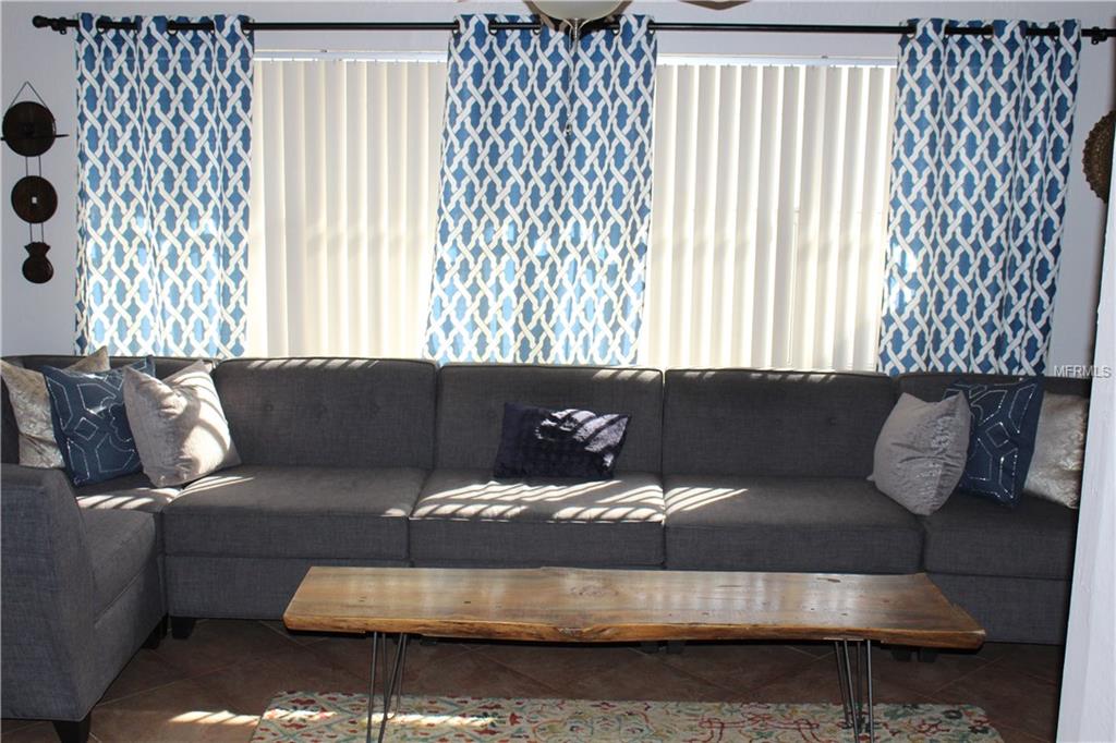 4009 W WISCONSIN AVENUE, TAMPA, Florida 33616, 3 Bedrooms Bedrooms, 5 Rooms Rooms,2 BathroomsBathrooms,Residential,For sale,WISCONSIN,T2928095