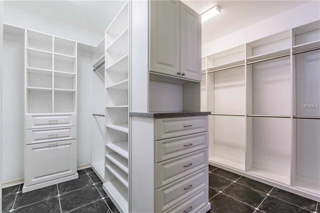 4812 TEA ROSE COURT, LUTZ, Florida 33558, 5 Bedrooms Bedrooms, 4 Rooms Rooms,4 BathroomsBathrooms,Residential,For sale,TEA ROSE,T2928607