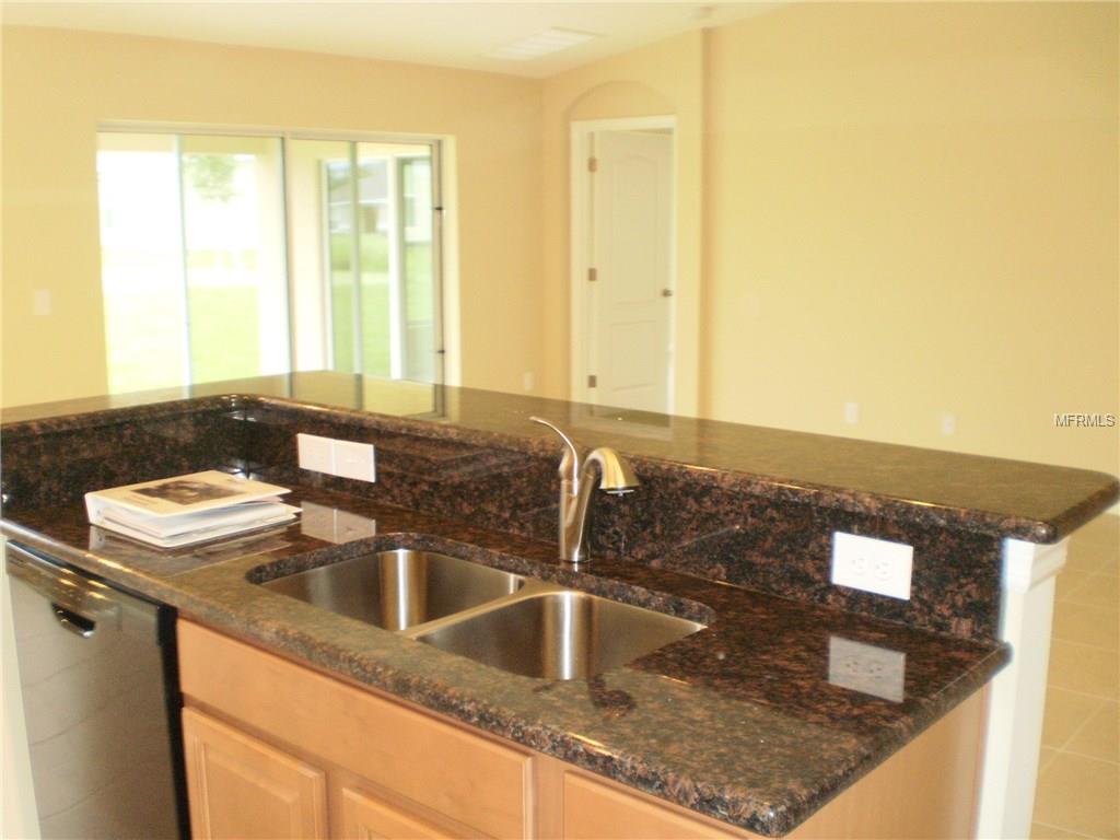 256 WHIRLAWAY DRIVE, DAVENPORT, Florida 33837, 3 Bedrooms Bedrooms, 6 Rooms Rooms,2 BathroomsBathrooms,Residential,For sale,WHIRLAWAY,W7631578