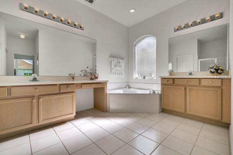 2612 SOUTHPOINTE COURT, KISSIMMEE, Florida 34746, 3 Bedrooms Bedrooms, 7 Rooms Rooms,2 BathroomsBathrooms,Residential,For sale,SOUTHPOINTE,O5533221