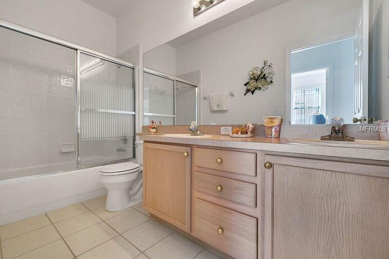 2612 SOUTHPOINTE COURT, KISSIMMEE, Florida 34746, 3 Bedrooms Bedrooms, 7 Rooms Rooms,2 BathroomsBathrooms,Residential,For sale,SOUTHPOINTE,O5533221