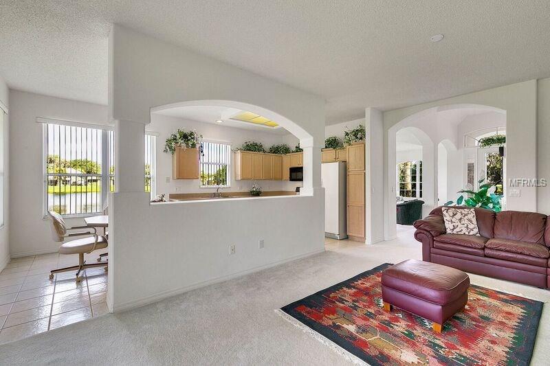 2612 SOUTHPOINTE COURT, KISSIMMEE, Florida 34746, 3 Bedrooms Bedrooms, 7 Rooms Rooms,2 BathroomsBathrooms,Residential,For sale,SOUTHPOINTE,O5533221