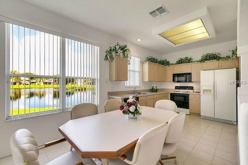 2612 SOUTHPOINTE COURT, KISSIMMEE, Florida 34746, 3 Bedrooms Bedrooms, 7 Rooms Rooms,2 BathroomsBathrooms,Residential,For sale,SOUTHPOINTE,O5533221