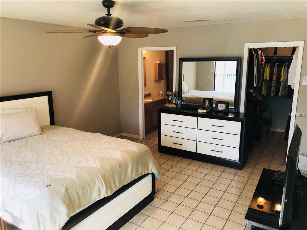 5128 MAGNOLIA TERRACE, FRUITLAND PARK, Florida 34731, 3 Bedrooms Bedrooms, 3 Rooms Rooms,2 BathroomsBathrooms,Residential,For sale,MAGNOLIA,O5552648