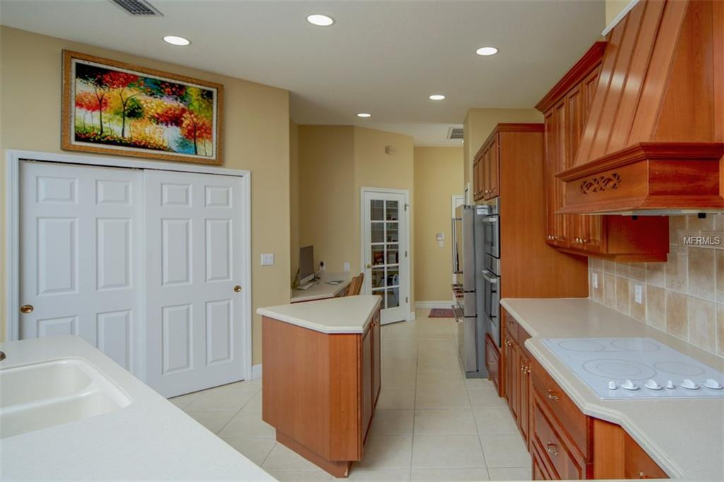 6716 THE MASTERS AVENUE, LAKEWOOD RANCH, Florida 34202, 3 Bedrooms Bedrooms, 9 Rooms Rooms,3 BathroomsBathrooms,Residential,For sale,THE MASTERS,A4205679