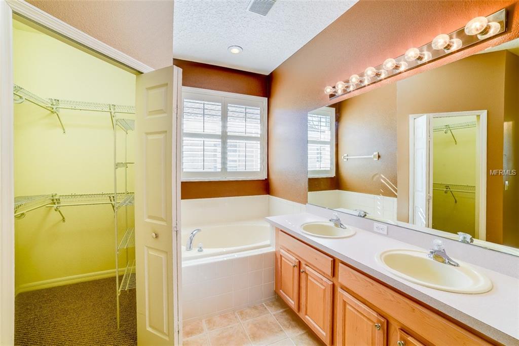 9969 CYPRESS VINE DRIVE, ORLANDO, Florida 32827, 3 Bedrooms Bedrooms, 5 Rooms Rooms,2 BathroomsBathrooms,Residential,For sale,CYPRESS VINE,O5557540