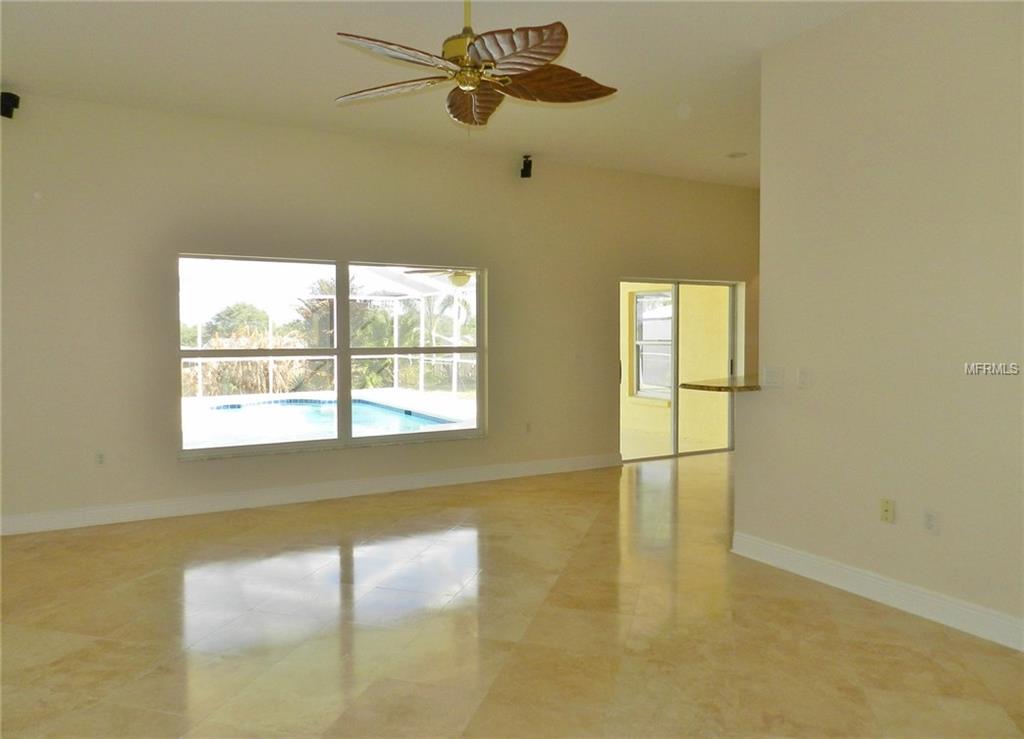 10510 SKYLARK PLACE, RIVERVIEW, Florida 33569, 4 Bedrooms Bedrooms, 9 Rooms Rooms,2 BathroomsBathrooms,Residential,For sale,SKYLARK,T2925129