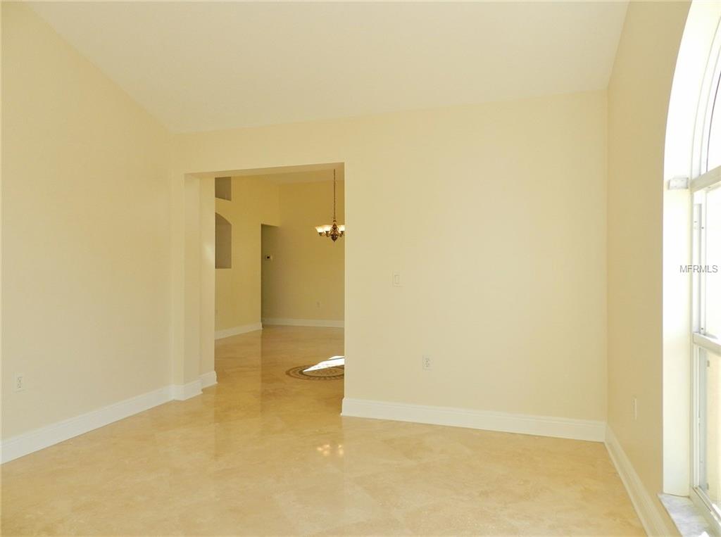 10510 SKYLARK PLACE, RIVERVIEW, Florida 33569, 4 Bedrooms Bedrooms, 9 Rooms Rooms,2 BathroomsBathrooms,Residential,For sale,SKYLARK,T2925129