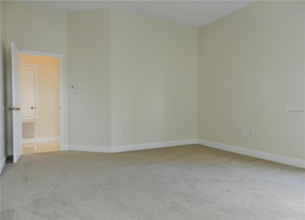 10510 SKYLARK PLACE, RIVERVIEW, Florida 33569, 4 Bedrooms Bedrooms, 9 Rooms Rooms,2 BathroomsBathrooms,Residential,For sale,SKYLARK,T2925129