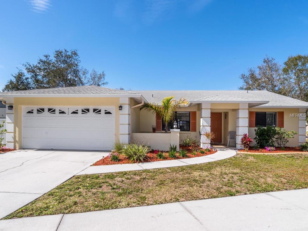 720 EASTPOINTE PARKWAY, SARASOTA, Florida 34232, 3 Bedrooms Bedrooms, 8 Rooms Rooms,2 BathroomsBathrooms,Residential,For sale,EASTPOINTE,A4208378
